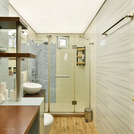 Budget Flat In Apartamento